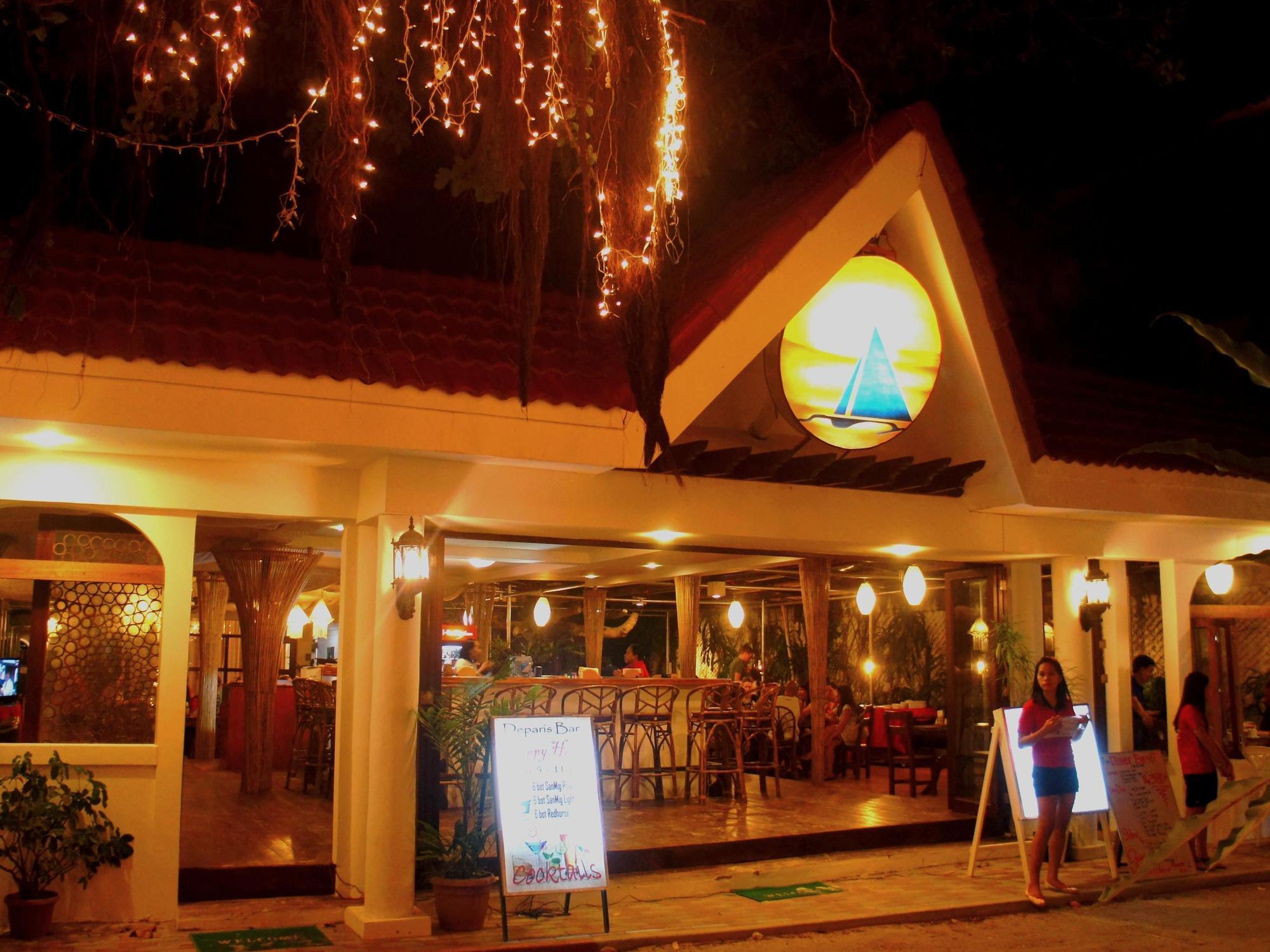 德帕里海滩度假酒店 Balabag  外观 照片